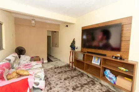 Casa com 2 Quartos à venda, 240m² no Fonte Grande, Contagem
