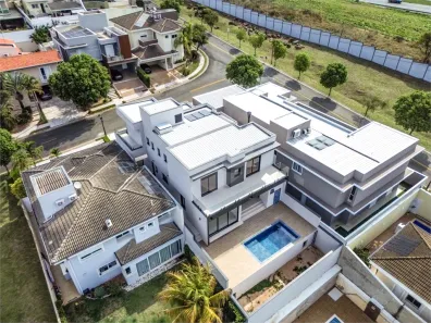 Sobrado com 4 Quartos à venda, 319m² no Nações, Valinhos