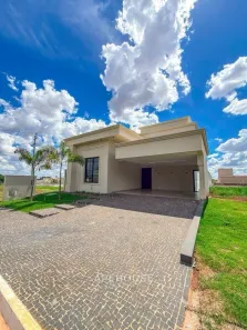 Casa com 3 Quartos à venda, 220m² no Condomínio Solar do Bosque, Rio Verde
