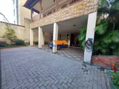 Casa com 5 Quartos à venda, 360m² no Maria Virgínia, Belo Horizonte
