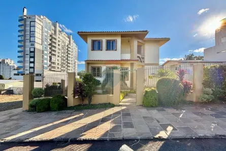Casa com 4 Quartos à venda, 365m² no Bela Vista, Erechim