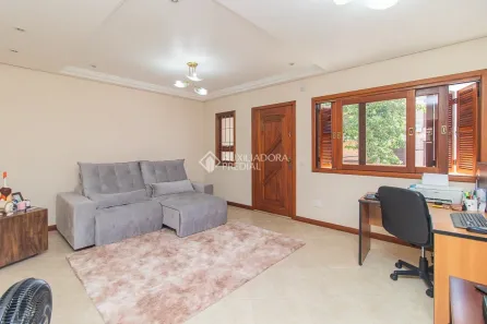 Casa com 2 Quartos à venda, 250m² no Medianeira, Porto Alegre