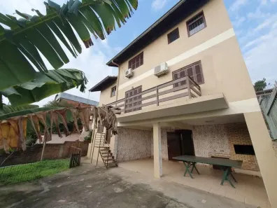Casa com 4 Quartos para alugar, 257m² no Ouro Branco, Novo Hamburgo