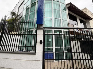 Imóvel Comercial com 3 Quartos para alugar, 151m² no Centro, Nova Friburgo