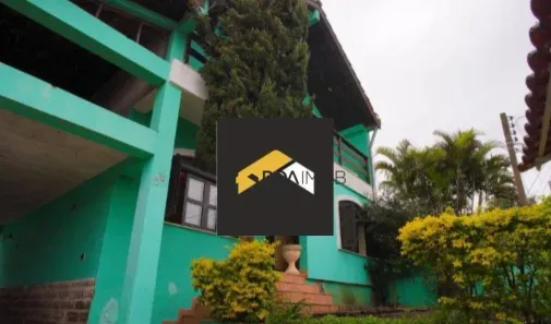 Casa de Condomínio com 5 Quartos para alugar, 267m² no Jardim Sabará, Porto Alegre