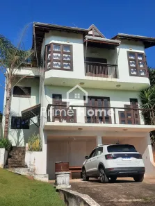 Casa de Condomínio com 2 Quartos para alugar, 196m² no Chácaras Alpina, Valinhos