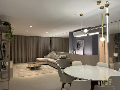 Apartamento com 4 Quartos para alugar, 176m² no Centro, Balneário Camboriú
