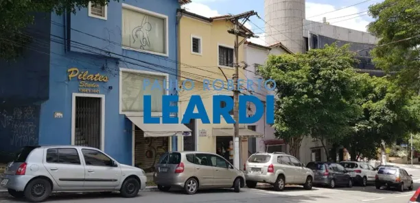Casa com 2 Quartos para alugar, 200m² no Pinheiros, São Paulo