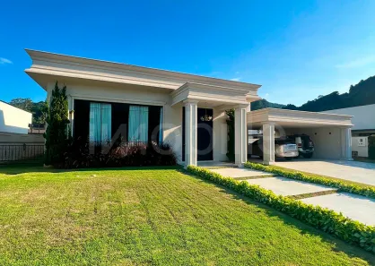 Casa à venda, 406m² no Casa Branca, Itapema