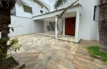 Casa com 2 Quartos à venda, 230m² no Alto Umuarama, Uberlândia