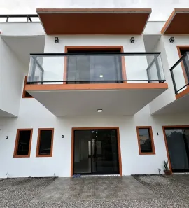 Sobrado com 2 Quartos para alugar, 110m² no Morro das Pedras, Florianópolis
