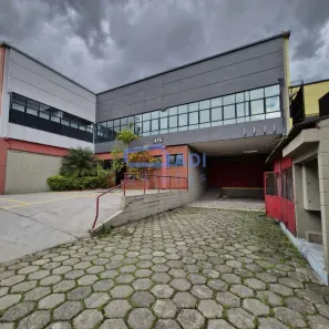 Galpão/Depósito/Armazém para alugar, 871m² no Tamboré, Barueri
