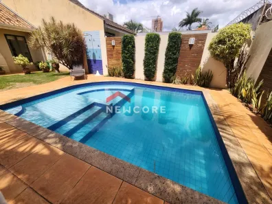 Lote/Terreno com 1 Quarto à venda, 388m² no Zona 08, Maringá