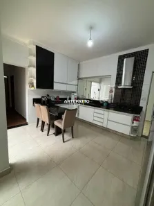 Casa com 3 Quartos à venda, 186m² no Esplanada Primo Meneghetti, Franca