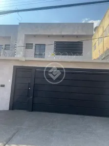 Sobrado com 3 Quartos à venda, 191m² no Jardim América, Goiânia