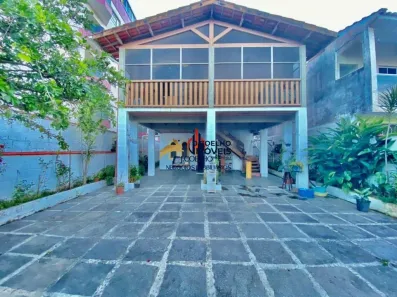 Sobrado com 3 Quartos à venda, 200m² no Perequê-Acu, Ubatuba