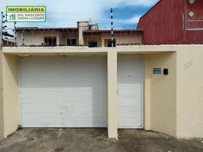 Casa com 3 Quartos para alugar, 120m² no Parque Manibura, Fortaleza