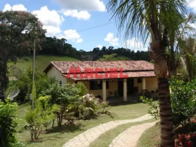 Fazenda/Sítio com 3 Quartos à venda, 150m² no , Paraibuna