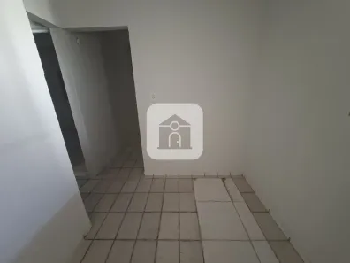 Casa com 3 Quartos para alugar, 65m² no Jardim das Palmeiras, Uberlândia