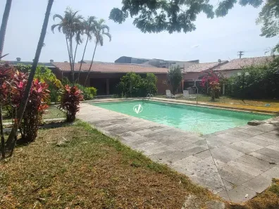 Casa com 5 Quartos para alugar, 700m² no Maria Áurea, Pindamonhangaba