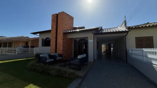 Casa com 3 Quartos à venda, 160m² no Zona Sul, Balneário Rincão