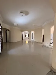 Casa com 5 Quartos para alugar, 540m² no Calhau, São Luís