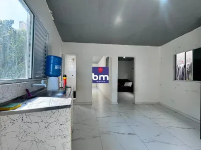 Casa com 2 Quartos para alugar, 45m² no Vila Ernesto, São Paulo