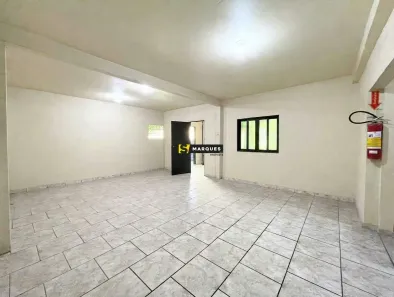 Sala Comercial para alugar, 52m² no Boehmerwald, Joinville