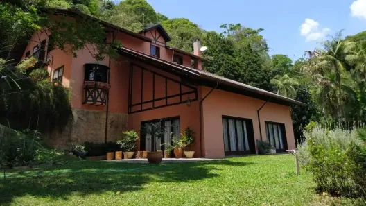 Fazenda/Sítio com 4 Quartos à venda, 600m² no Moinho, Campo Limpo Paulista