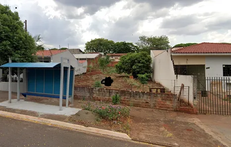 Lote/Terreno à venda, 454m² no Conjunto Residencial Ney Braga, Maringá