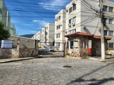 Apartamento com 3 Quartos para alugar, 96m² no Trindade, Florianópolis