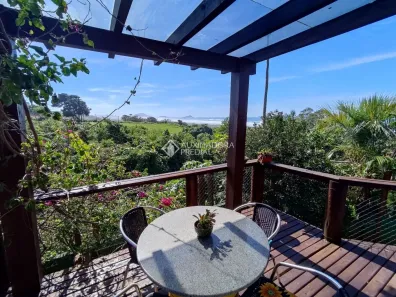 Casa com 3 Quartos à venda, 230m² no Vila Nova, Imbituba