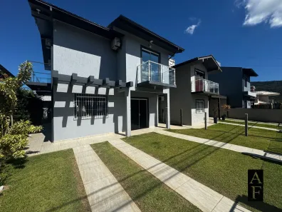 Casa com 3 Quartos à venda, 153m² no Ambrósio, Garopaba