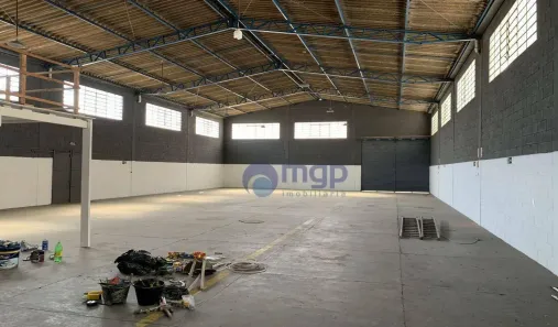Galpão/Depósito/Armazém para alugar, 590m² no Piratininga, Osasco