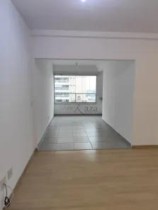 Apartamento com 2 Quartos para alugar, 77m² no Condomínio Royal Park, São José dos Campos