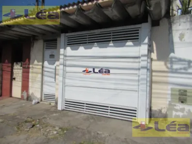 Sobrado com 2 Quartos para alugar, 90m² no Parque Maria Helena, Suzano