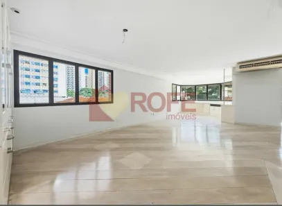 Apartamento com 4 Quartos à venda, 200m² no Vila Uberabinha, São Paulo