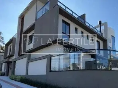 Sobrado com 3 Quartos à venda, 173m² no Ariribá, Balneário Camboriú