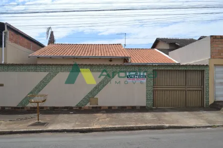 Casa com 3 Quartos à venda, 360m² no Garavelo Residencial Park, Aparecida de Goiânia