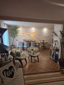 Casa com 3 Quartos para alugar, 202m² no Granja Viana, Cotia