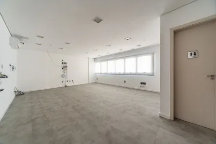 Sala Comercial para alugar, 47m² no Auxiliadora, Porto Alegre
