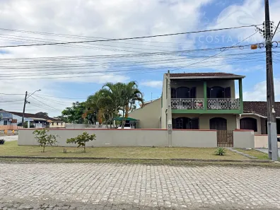 Sobrado com 3 Quartos à venda, 100m² no Gaivotas, Matinhos