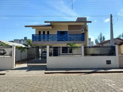 Casa com 3 Quartos à venda, 245m² no Gravatá, Navegantes