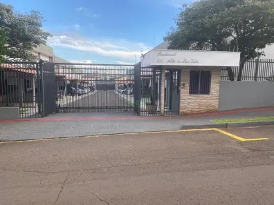 Casa de Condomínio com 3 Quartos à venda, 95m² no Conjunto Habitacional Santiago II, Londrina