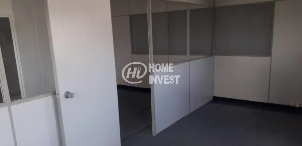 Sala Comercial para alugar, 61m² no Jardim Pitangueiras I, Jundiaí