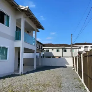 Sobrado com 3 Quartos à venda, 237m² no Bom Retiro, Joinville