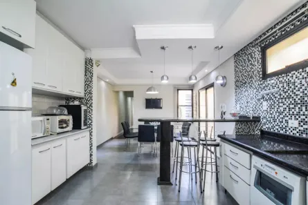 Casa com 3 Quartos para alugar, 243m² no Vila Valparaíso, Santo André