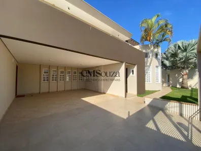 Casa com 4 Quartos à venda, 374m² no Parque Residencial Alcântara, Londrina