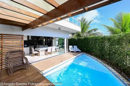 Sobrado com 5 Quartos à venda, 350m² no Jardim Tres Marias, Peruíbe