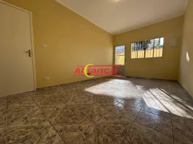 Casa com 3 Quartos para alugar, 135m² no Jardim Maria Helena, Guarulhos